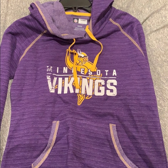 Vikings Sweatshirt - Picture 7 of 8